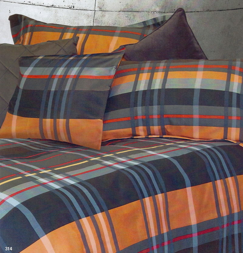 Johnny Bedding collection from Brunelli
