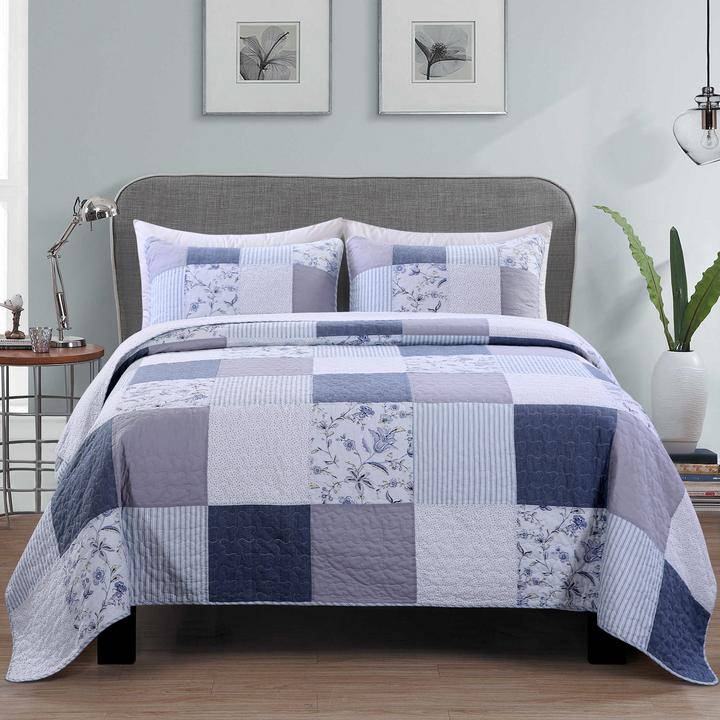 Blue violet quilt