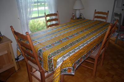 Chateauvert Miel, nappe enduite. Image pour Chateauvert Miel